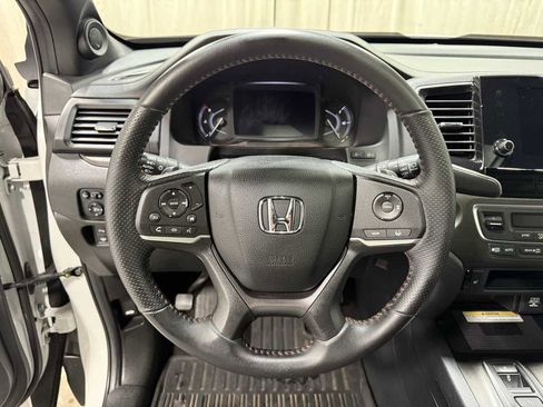 Used 2022 Honda Passport TrailSport image 12