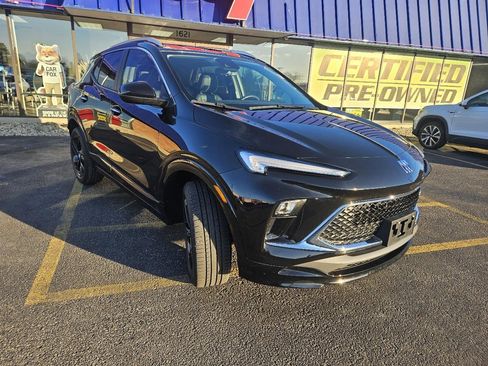 Used 2024 Buick Encore GX Sport Touring image 8