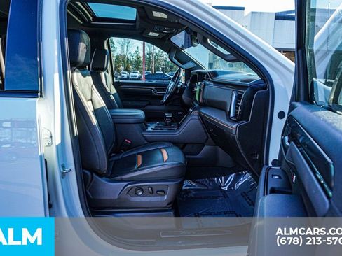Used 2025 GMC Sierra 1500 AT4 w/ AT4 Preferred Package AWD/4WD image 23
