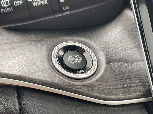 Certified 2022 Jeep Grand Cherokee L Limited image 36