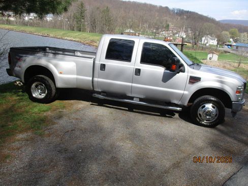Used 2008 Ford F350 Lariat image 2