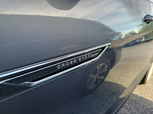 Used 2021 Volkswagen Atlas Cross Sport SE w/ Panoramic Sunroof Package image 25