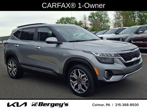 Certified 2023 Kia Seltos SX w/ SX Sunroof Package AWD/4WD image 3
