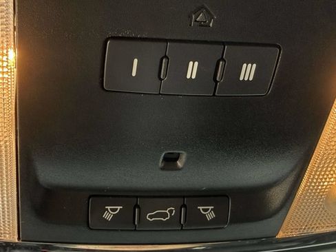 Used 2020 Jeep Grand Cherokee Altitude AWD/4WD image 19
