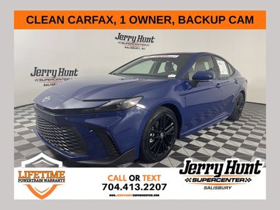 Used 2025 Toyota Camry SE w/ Convenience Package