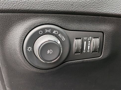 Certified 2019 Jeep Compass Latitude w/ Popular Equipment Group image 13