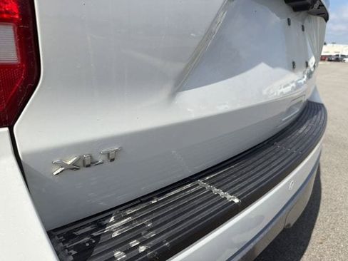Used 2021 Ford Expedition XLT AWD/4WD image 43
