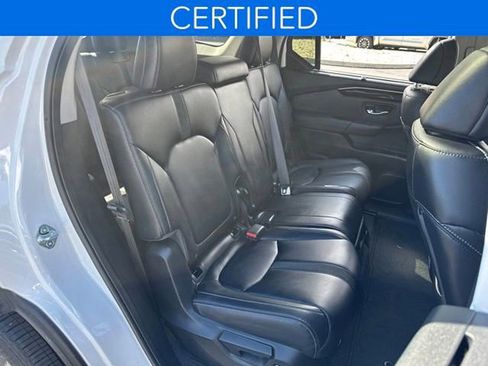 Used 2023 Honda Pilot Touring image 16