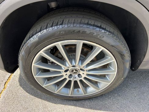Used 2022 Mercedes-Benz GLC 300 4MATIC image 18
