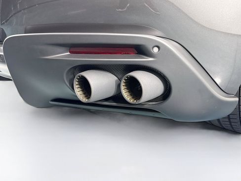 Used 2025 Ferrari Roma Spider RWD image 61