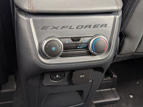 New 2026 Ford Explorer Active w/ Active Comfort Package image 21