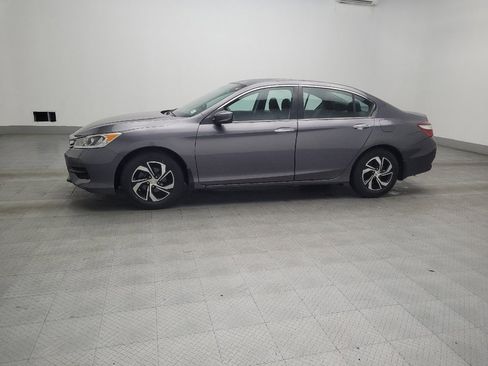 Used 2017 Honda Accord LX image 2