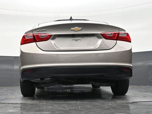 Used 2025 Chevrolet Malibu LS FWD image 24