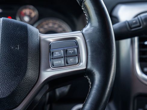Used 2018 RAM 2500 Limited AWD/4WD image 36