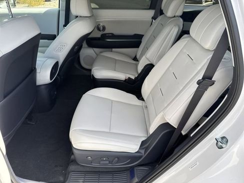 New 2026 Hyundai Palisade Calligraphy FWD image 21