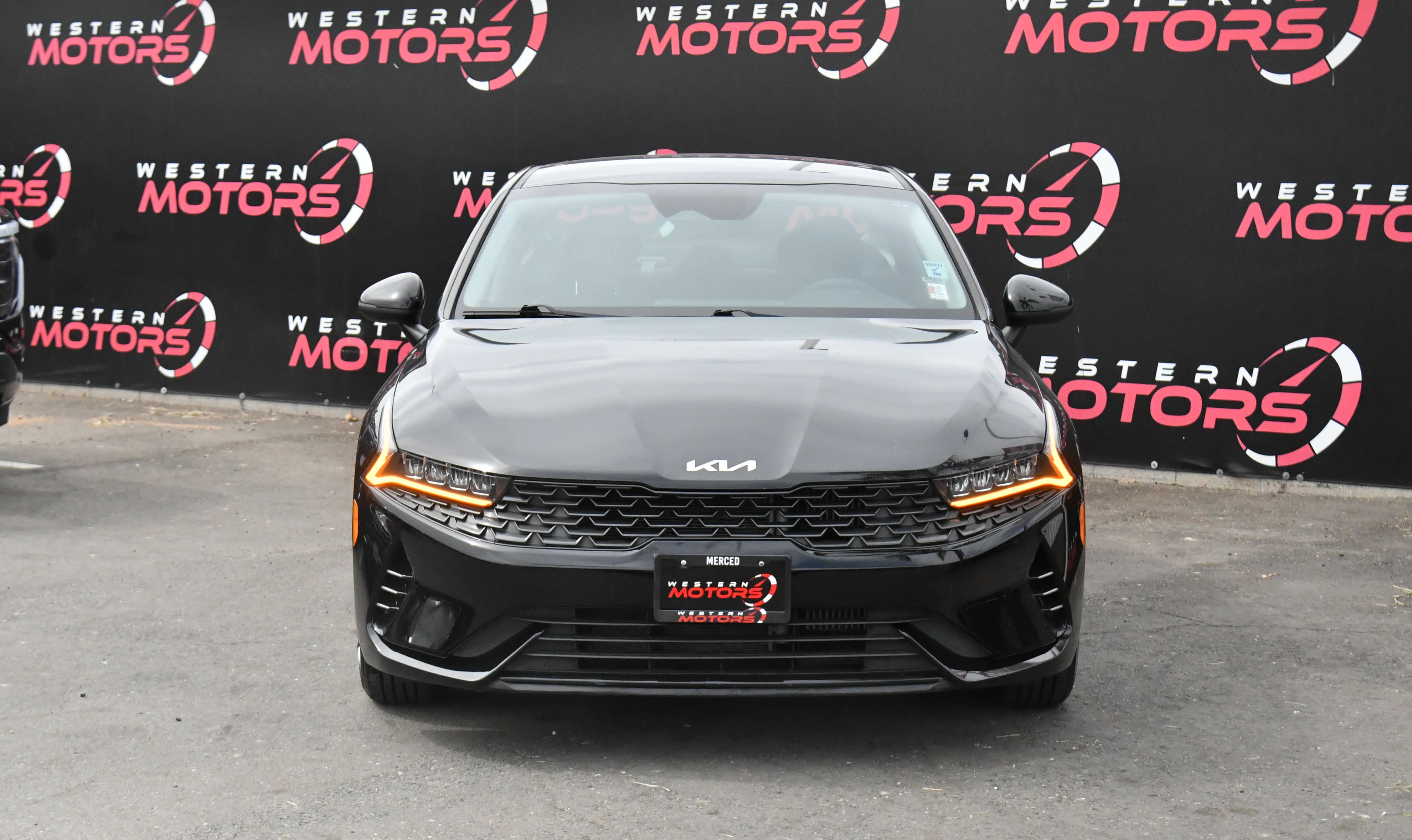 Used 2023 Kia K5 LXS FWD image 2