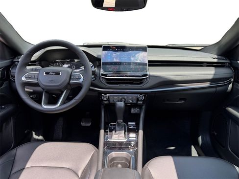 New 2025 Jeep Compass Limited w/ Sun & Sound Group image 10