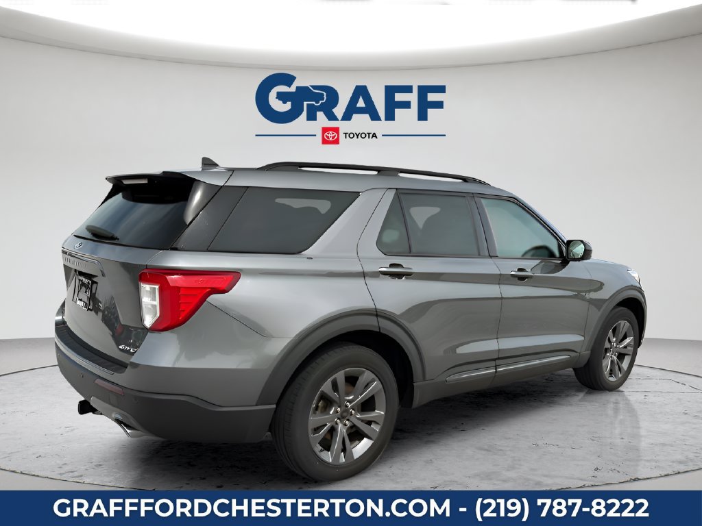 Used 2023 Ford Explorer XLT w/ Equipment Group 202A AWD/4WD image 6
