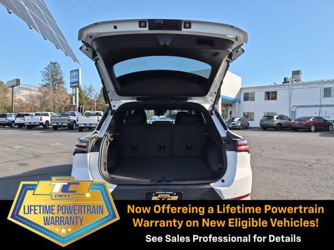 New 2026 Chevrolet Equinox EV LT image 13