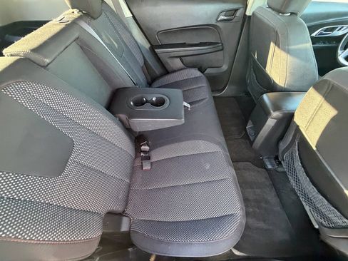 Used 2017 Chevrolet Equinox LT w/ Convenience Package FWD image 12