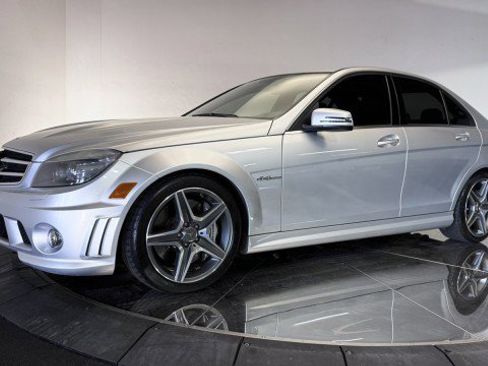 Used 2010 Mercedes-Benz C 63 AMG Sedan image 23
