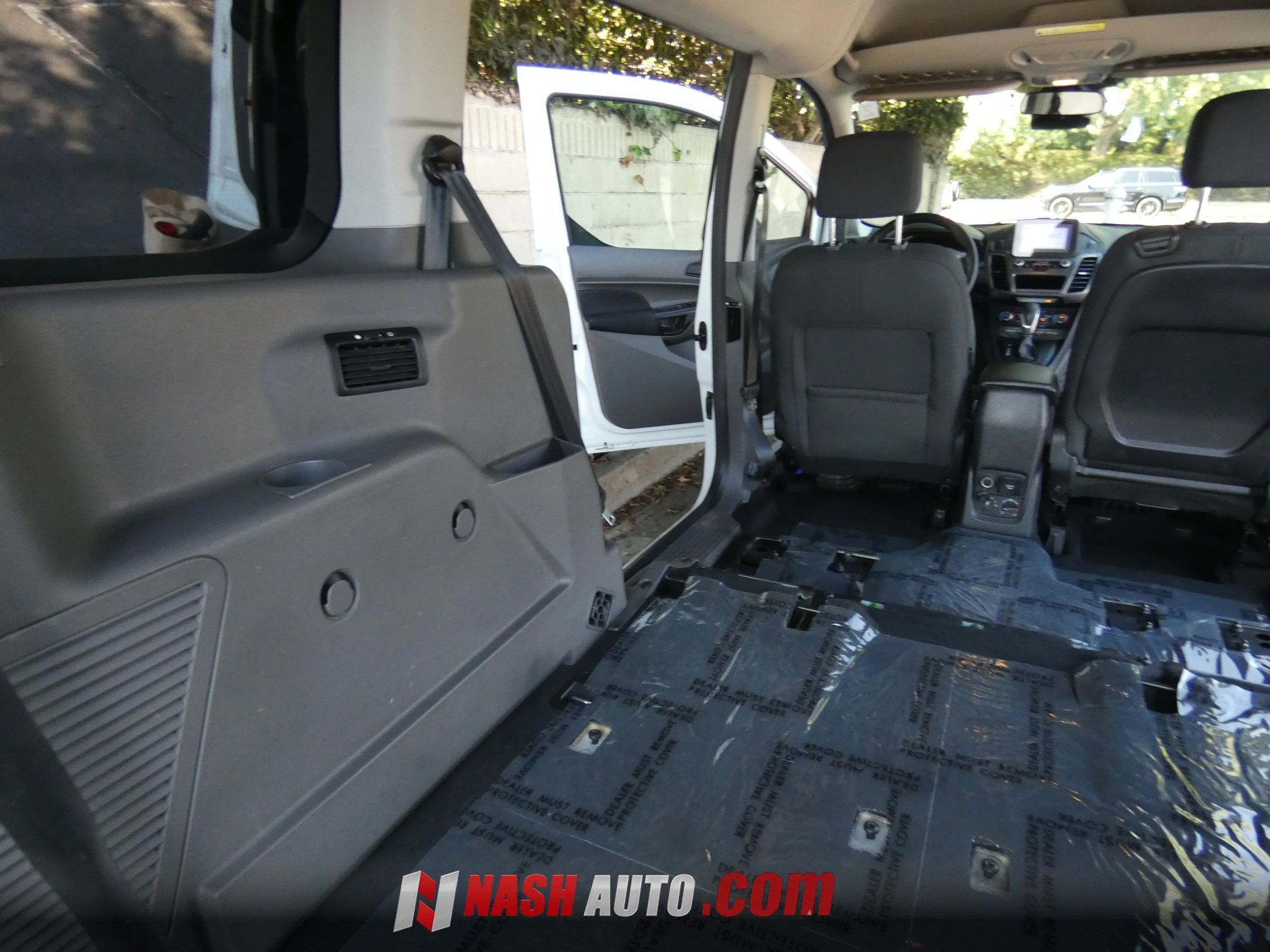Used 2019 Ford Transit Connect XL FWD image 39