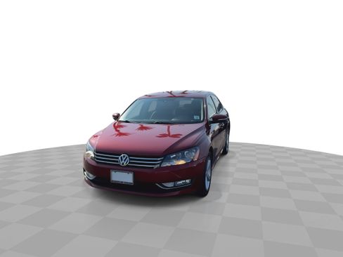 Used 2015 Volkswagen Passat 1.8T Limited Edition FWD image 3