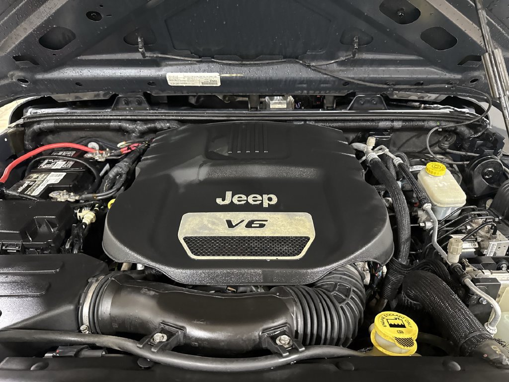 Used 2017 Jeep Wrangler Unlimited Sport w/ Quick Order Package 24S AWD/4WD image 22