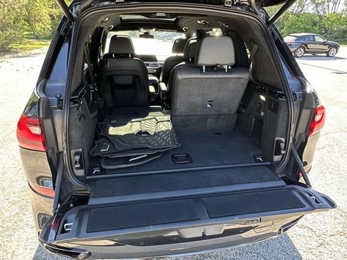 Used 2022 BMW X7 M50i w/ Executive Package AWD/4WD image 16