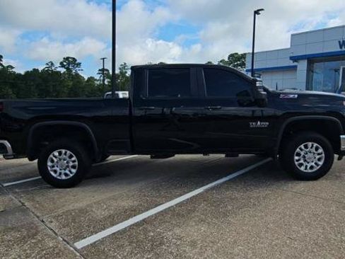 Certified 2024 Chevrolet Silverado 2500 LT w/ Texas Edition AWD/4WD image 9