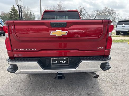 Used 2022 Chevrolet Silverado 2500 LTZ w/ LTZ Plus Package image 5