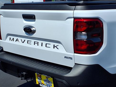Used 2023 Ford Maverick Lariat w/ Lariat Luxury Package AWD/4WD image 24