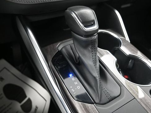 Used 2021 Toyota Highlander Limited image 23