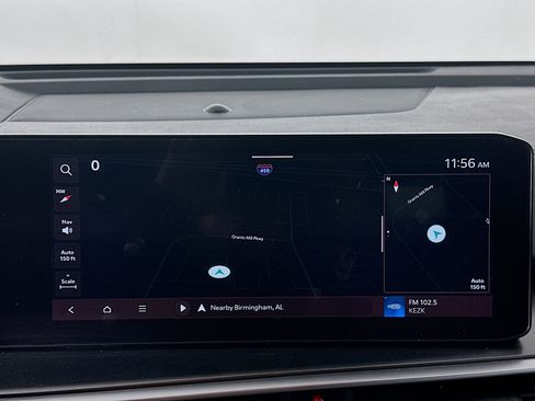 Used 2024 Kia Sorento S image 22