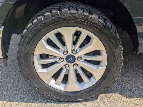 Used 2016 Ford F150 XL w/ Equipment Group 101A Mid AWD/4WD image 37