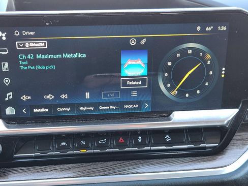 Used 2024 Chevrolet Silverado 1500 LT image 14