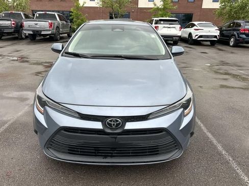 Used 2024 Toyota Corolla LE FWD image 2