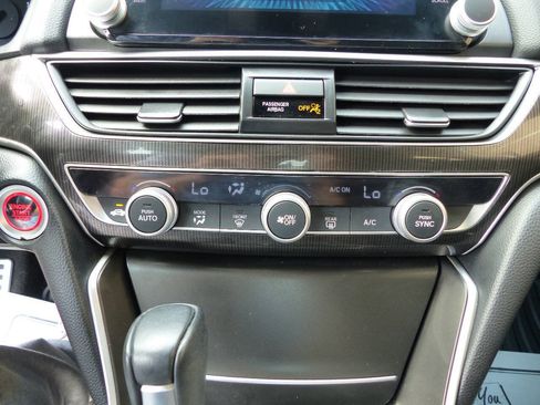 Used 2022 Honda Accord Sport image 33