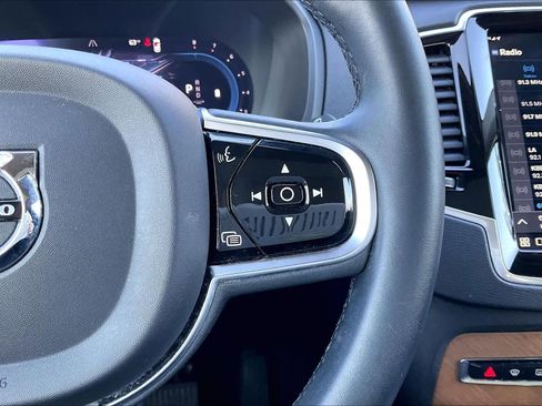Used 2023 Volvo XC90 B6 Plus w/ Protection Package Premier image 22