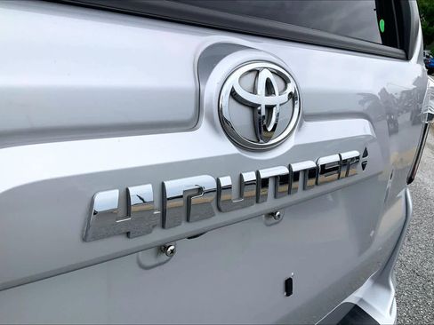 Used 2022 Toyota 4Runner TRD Sport w/ Technology Package AWD/4WD image 29
