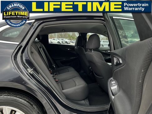 Used 2023 Chevrolet Malibu LT image 29
