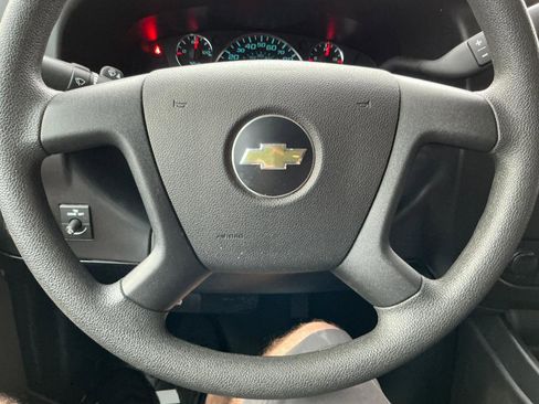 Used 2023 Chevrolet Express 2500 LS RWD image 11