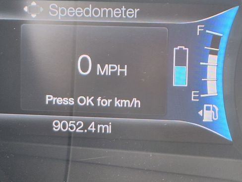 Used 2018 Ford Fusion S image 17
