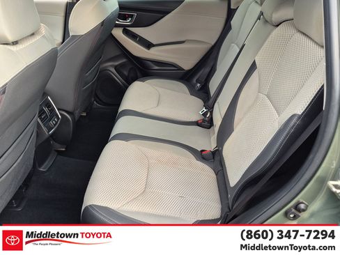 Used 2020 Subaru Forester Premium AWD/4WD image 32