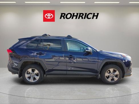 Used 2023 Toyota RAV4 XLE image 6