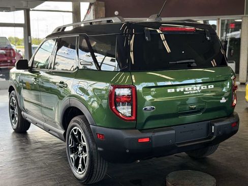 Used 2025 Ford Bronco Sport Outer Banks AWD/4WD image 13