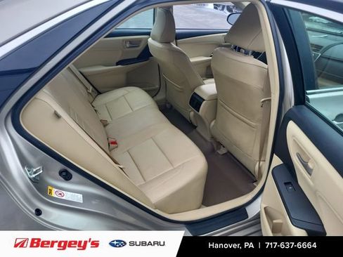 Used 2017 Toyota Camry XLE w/ Moonroof Package image 10