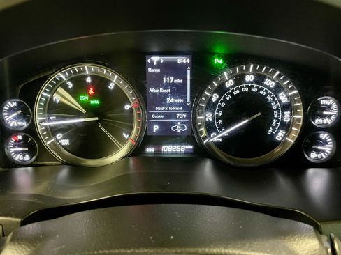 Used 2019 Lexus LX 570 4WD w/ Luxury Package image 24