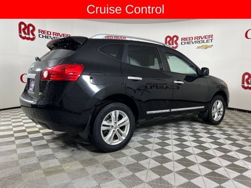 Used 2013 Nissan Rogue SV w/ Premium Pkg FWD image 8
