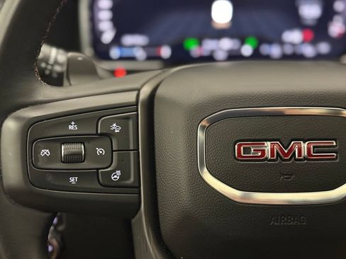 Used 2024 GMC Sierra 1500 AT4 w/ Technology Package AWD/4WD image 20